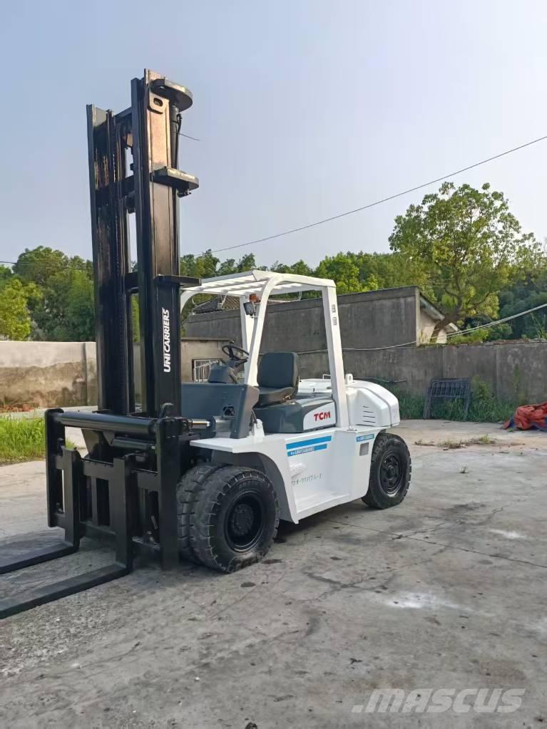 TCM FD 70 Z8 Tovornjaki zabojniki