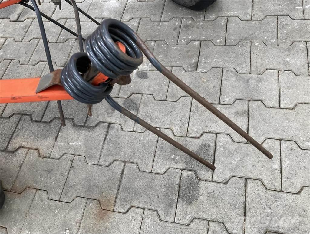 Kuhn GF 5001 MH Obračalniki in zgrabljalniki