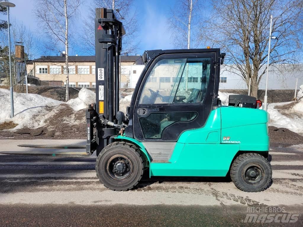 Mitsubishi FD50N Dizelski viličarji