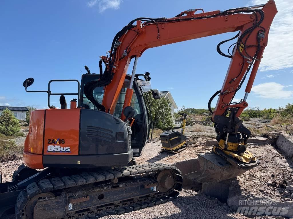 Hitachi ZX 85 US-6 Midi bagri 7t – 12t