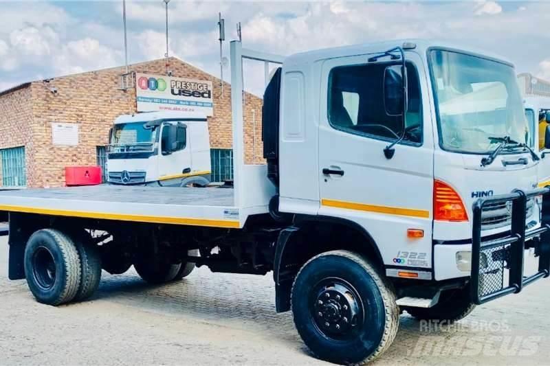 Hino 500 1322 4x4 Drugi tovornjaki