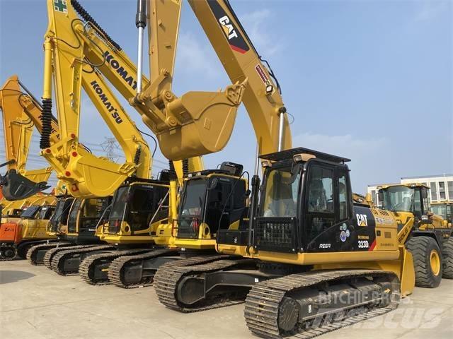 CAT 323 D L Bagri goseničarji