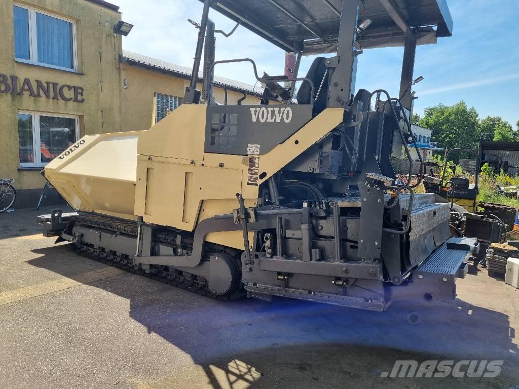 Volvo Titan 6820 Asfaltni finišerji