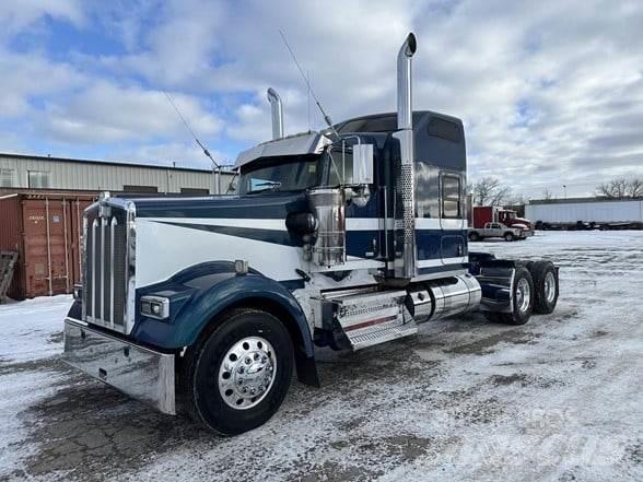 Kenworth W900L Vlačilci