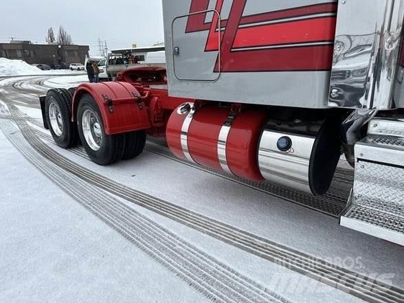 Peterbilt 389 Vlačilci