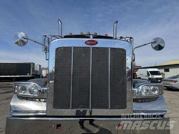 Peterbilt 389 Vlačilci