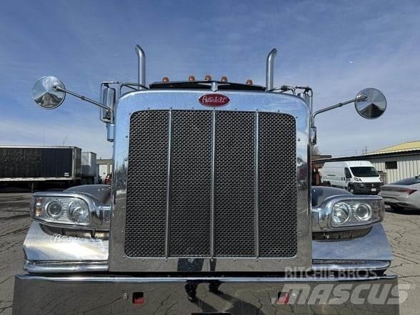 Peterbilt 389 Vlačilci
