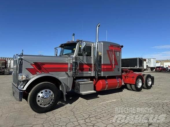 Peterbilt 389 Vlačilci
