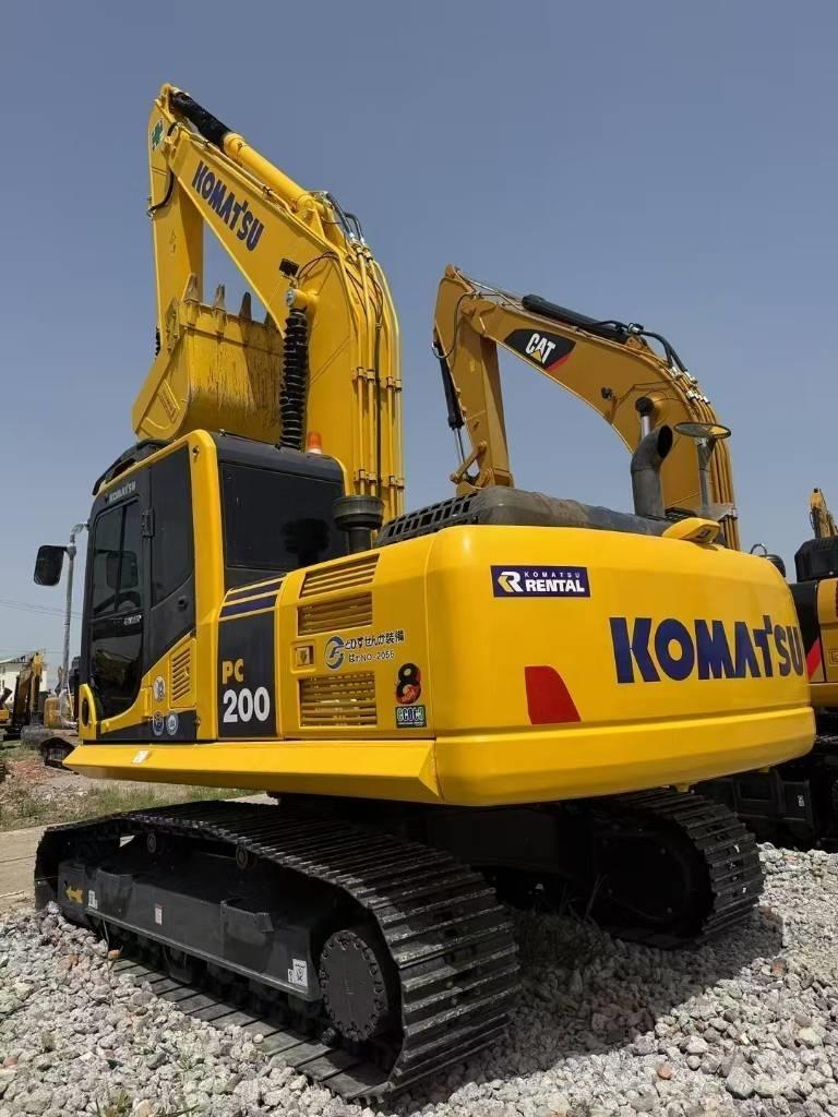 Komatsu 200-8 Bagri goseničarji