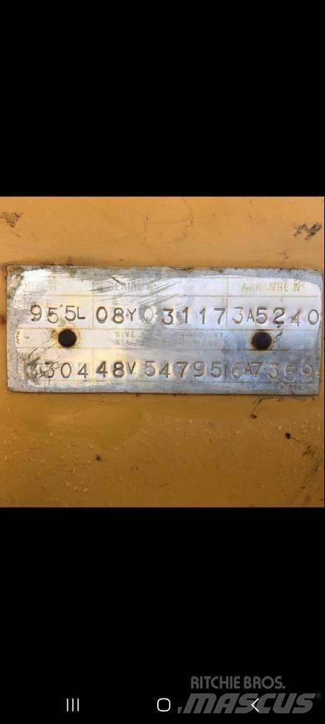 CAT 955 L Nakladalci goseničarji