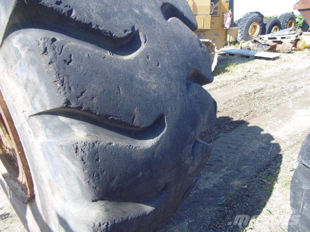  Däck 29,5X29 Drugi deli