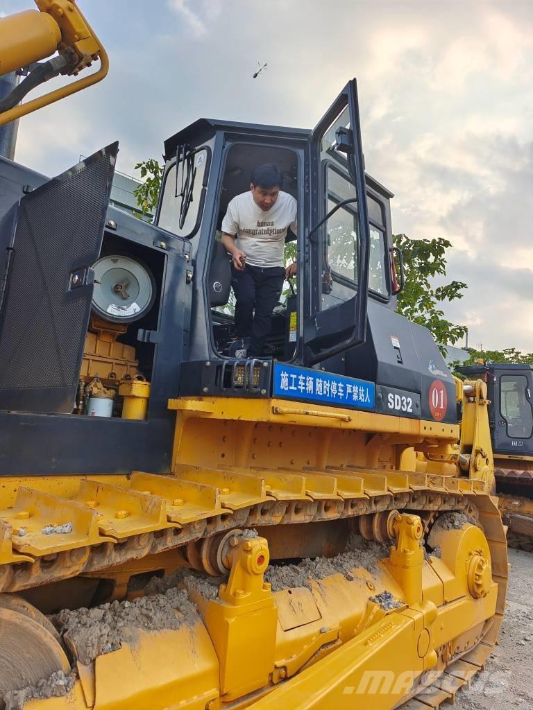 Shantui SD 32 Buldožerji goseničarji