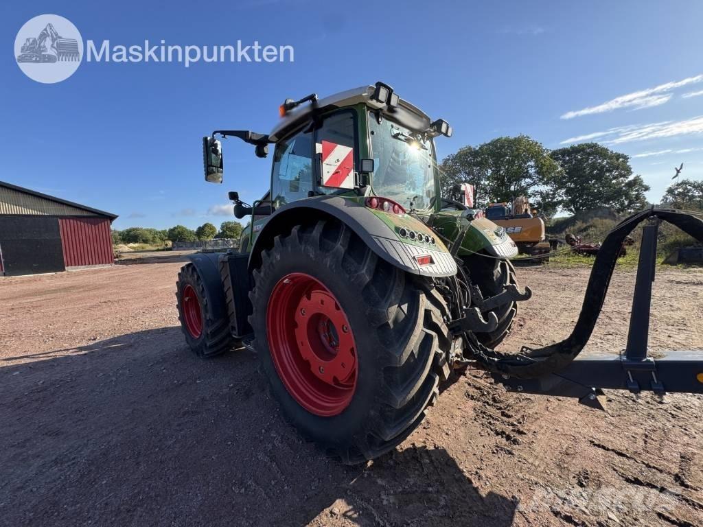 Fendt 724 Vario Traktorji