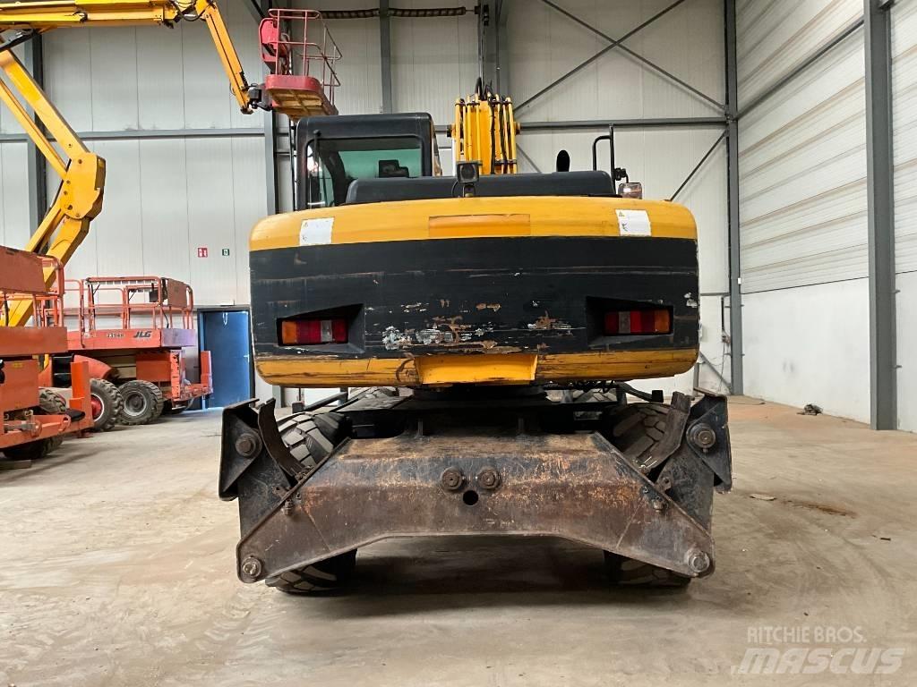 JCB JS 145 W Bagri na kolesih