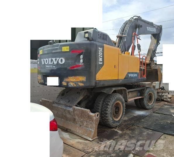 Volvo EW 205E Bagri na kolesih