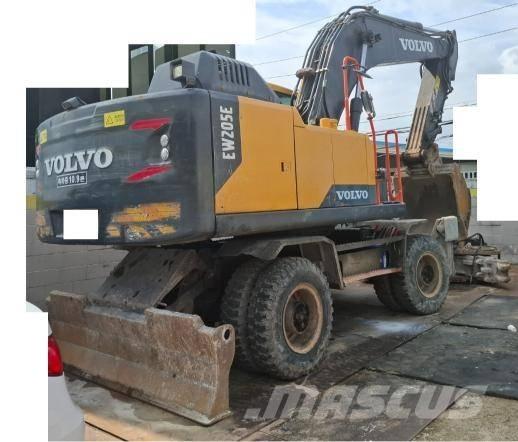 Volvo EW 205E Bagri na kolesih