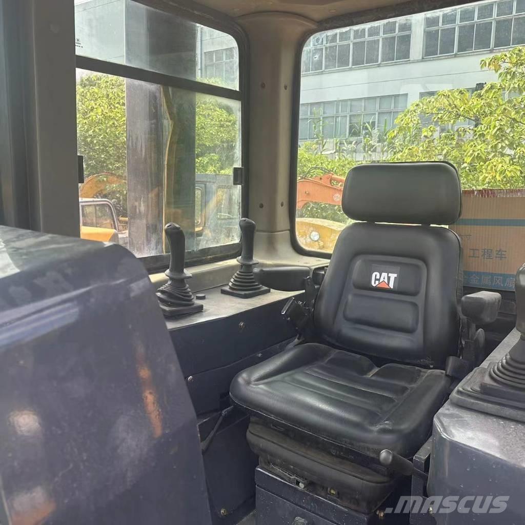 CAT D 8 R Buldožerji goseničarji