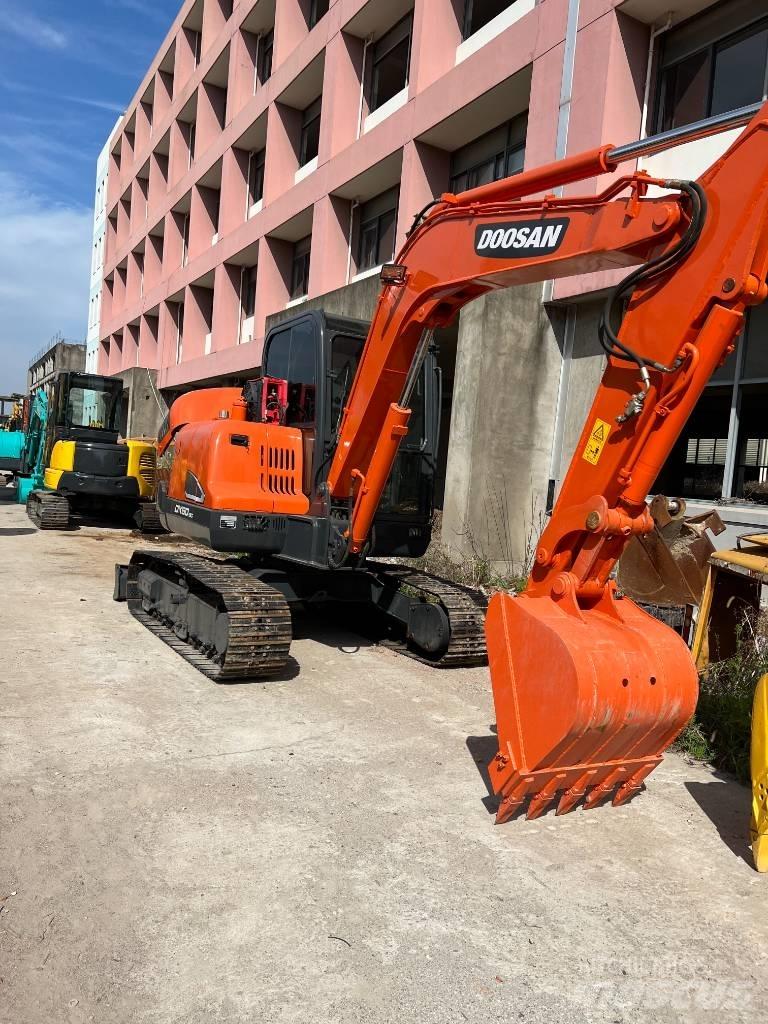 Doosan DX60 Mini bagri <7t