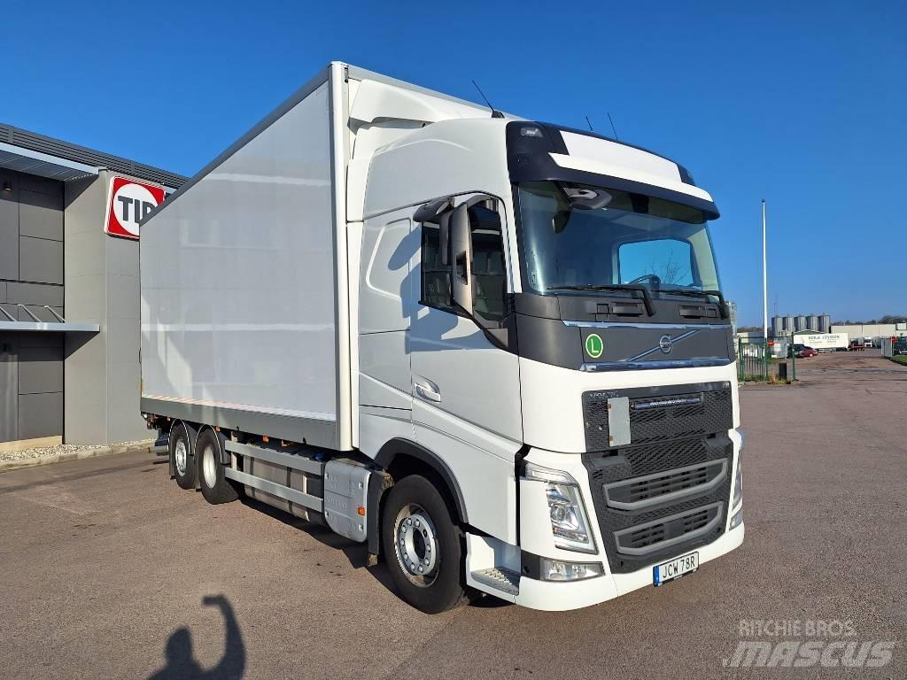 Volvo FH 500 Tovornjaki zabojniki