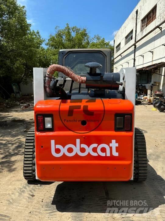 Bobcat 864 Skid steer mini nakladalci