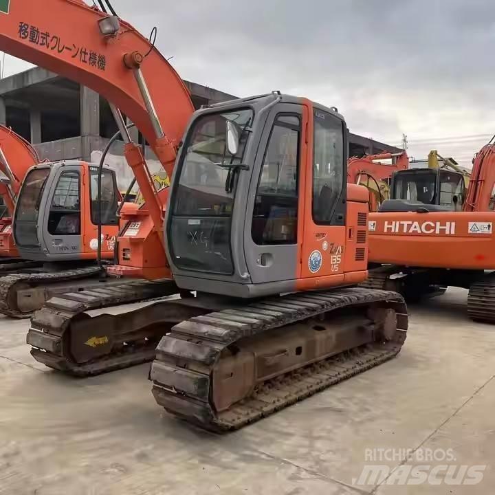 Hitachi ZX135US Bagri goseničarji