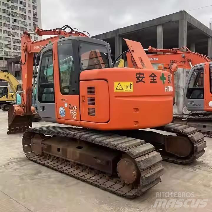 Hitachi ZX135US Bagri goseničarji