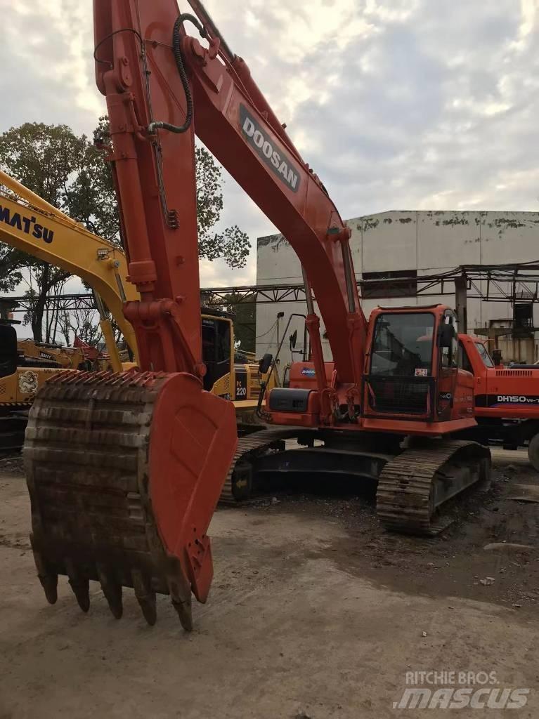 Doosan dx300 Bagri goseničarji