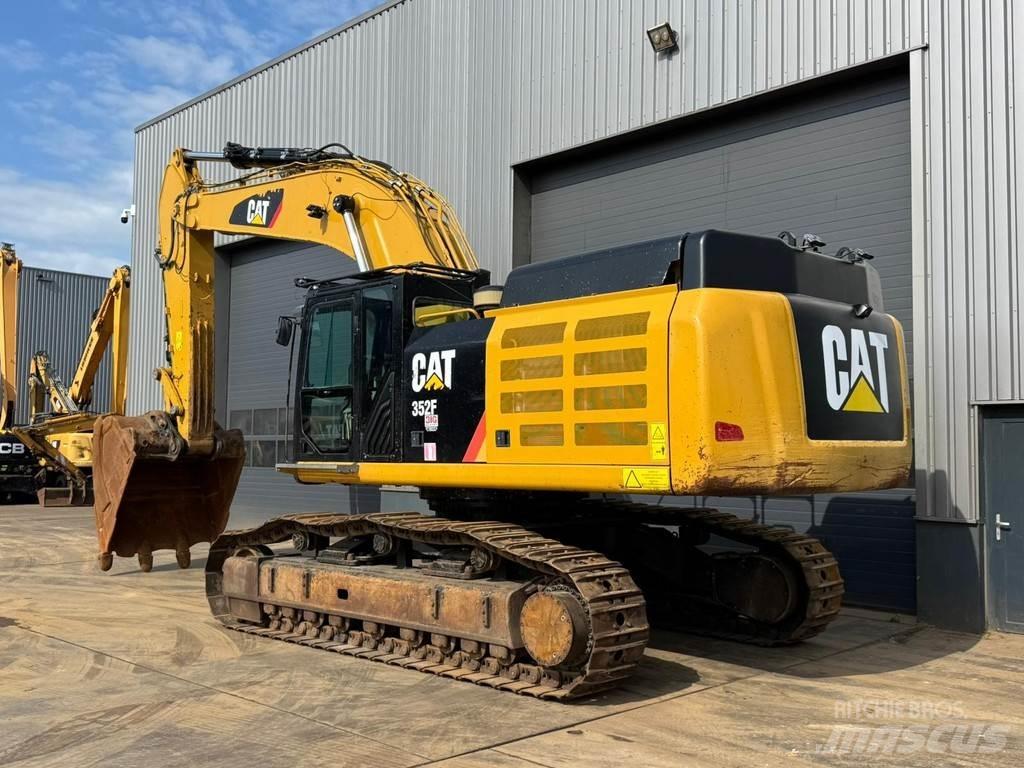 CAT 352F Posebni bagri