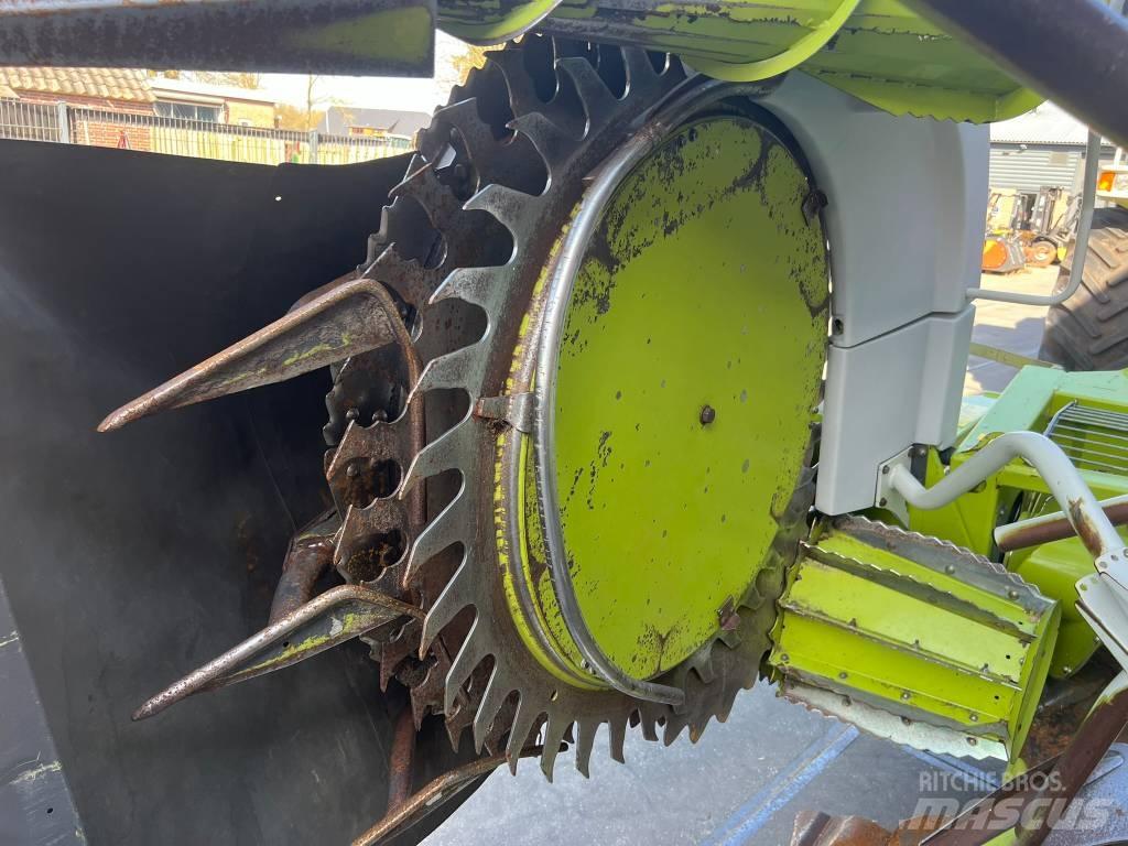 CLAAS RU 450 Xtra Stroji za krmo na lastni pogon