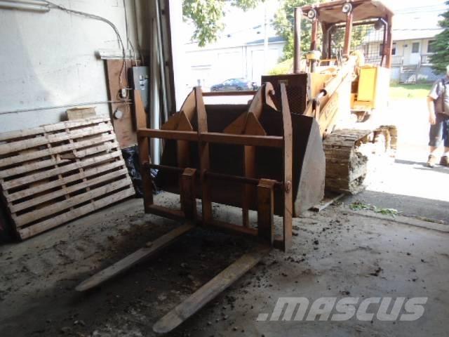 CASE 455 C Nakladalci goseničarji