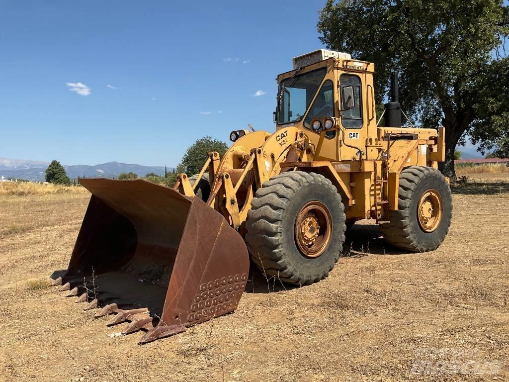 CAT 966C Kolesni nakladalci