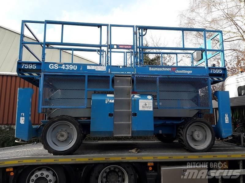 Genie GS 4390 RT Škarjaste dvižne ploščadi