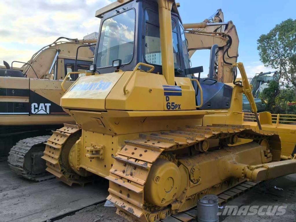 Komatsu D 65 PX-12 Buldožerji goseničarji