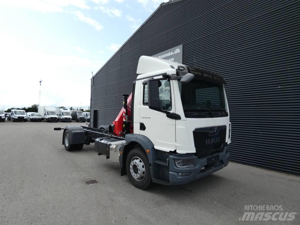 MAN TGM 18.290 Tovornjaki z žerjavom
