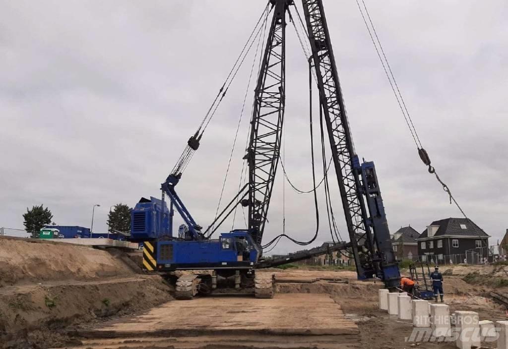 Hitachi KH300-3 PD Dvigala na gosenicah