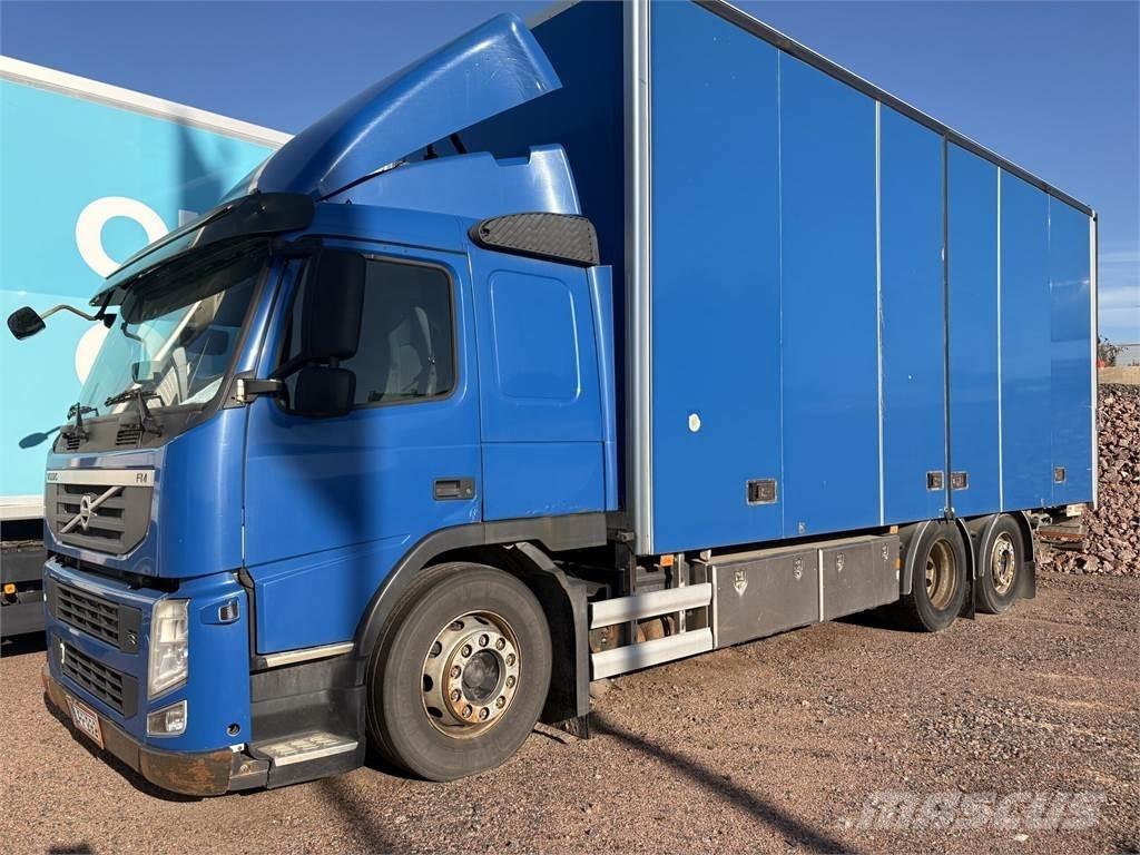 Volvo FM330 6x2 Tovornjaki zabojniki