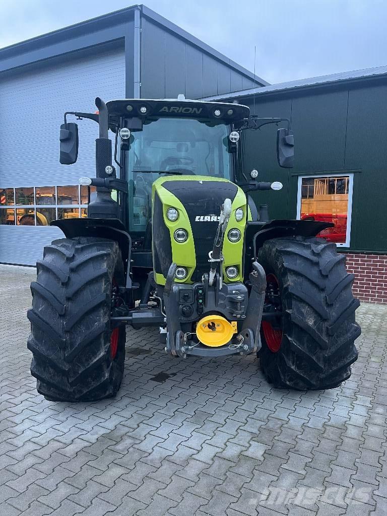 CLAAS Arion 660 Traktorji