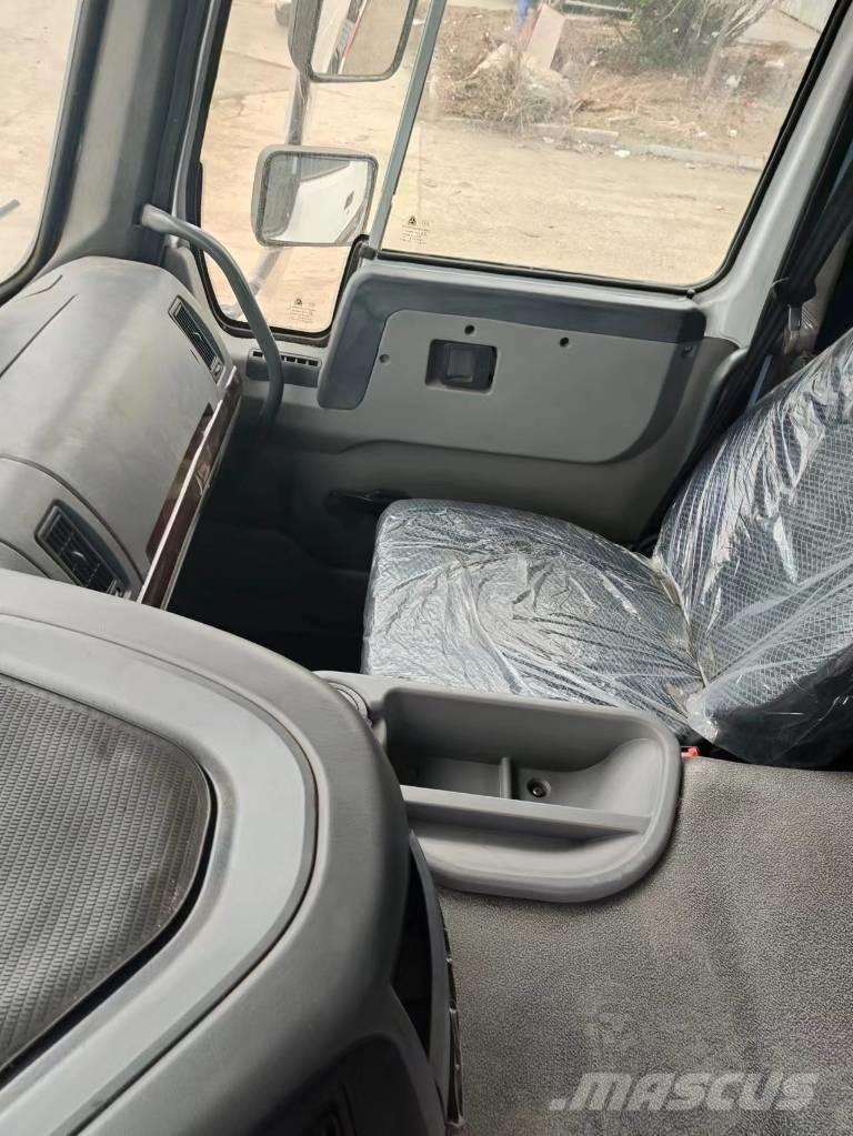 Howo 371 6x4 Kiper tovornjaki