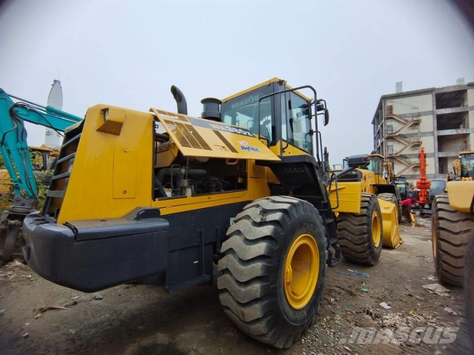Komatsu WA 380-3 Kolesni nakladalci