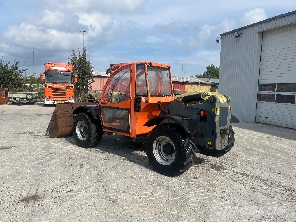 JLG 307 Kmetijski teleskopski nakladalci