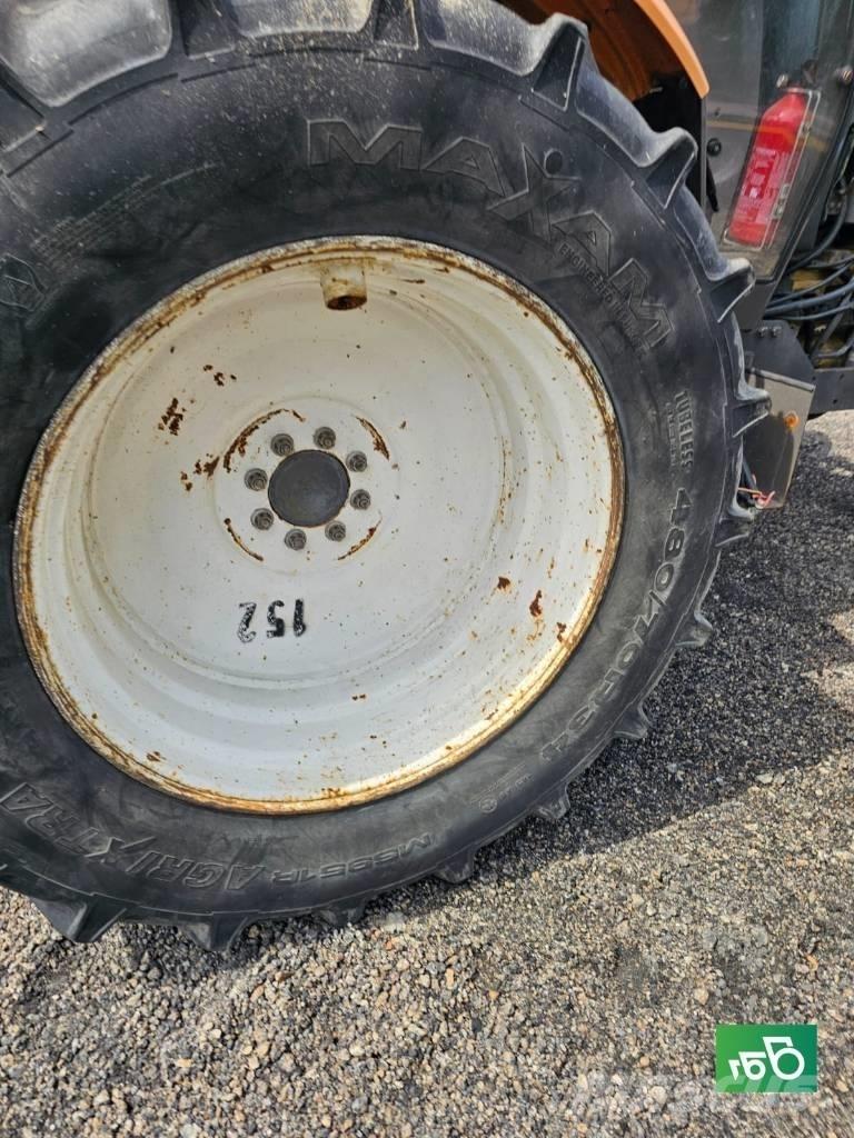Renault ERGOS Parts Traktorji