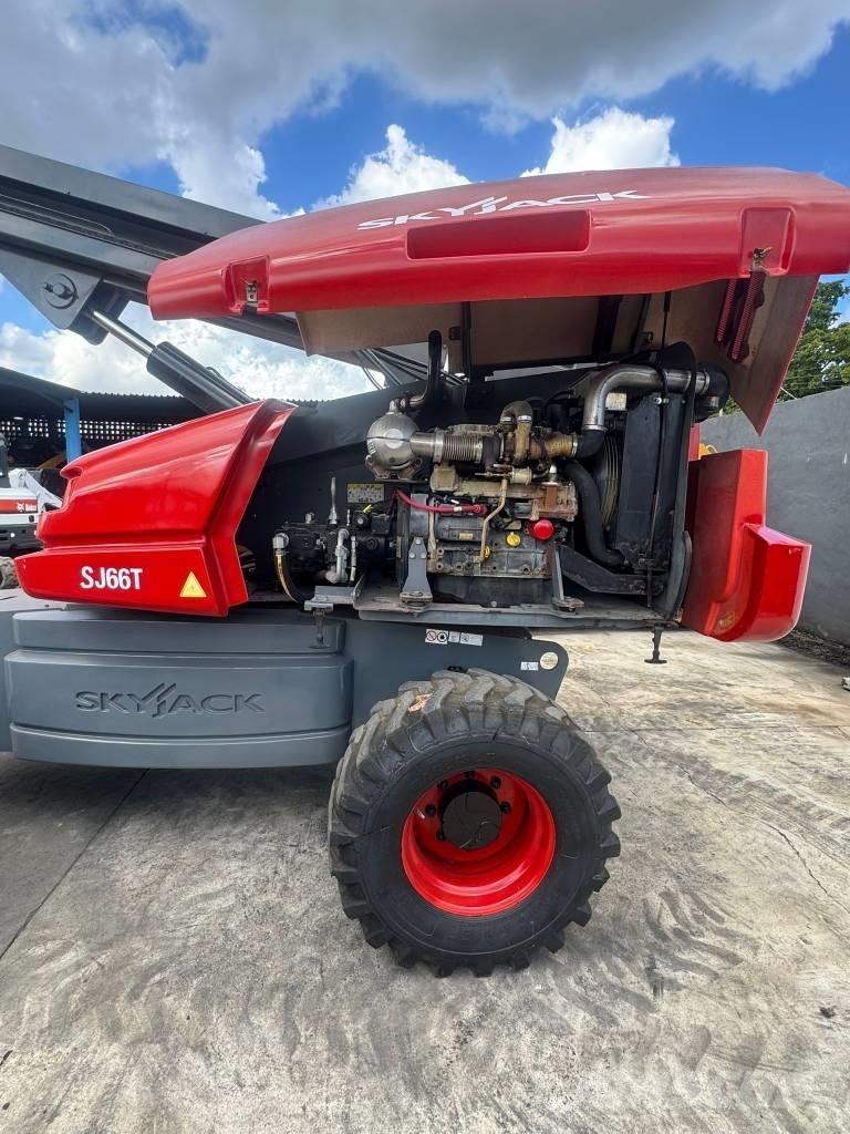 SkyJack SJ 66 T Zglobne dvižne ploščadi