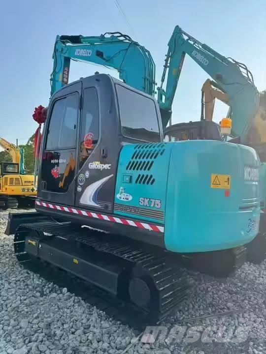 Kobelco SK 75 Bagri goseničarji