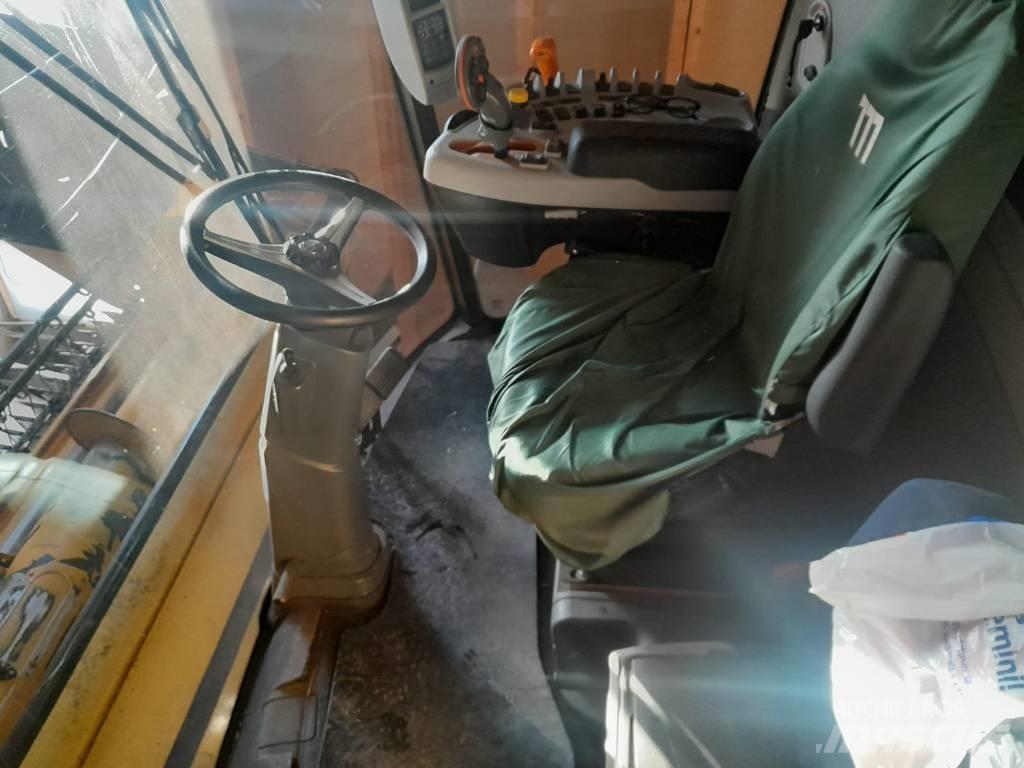New Holland TC 4.90 Kombajni