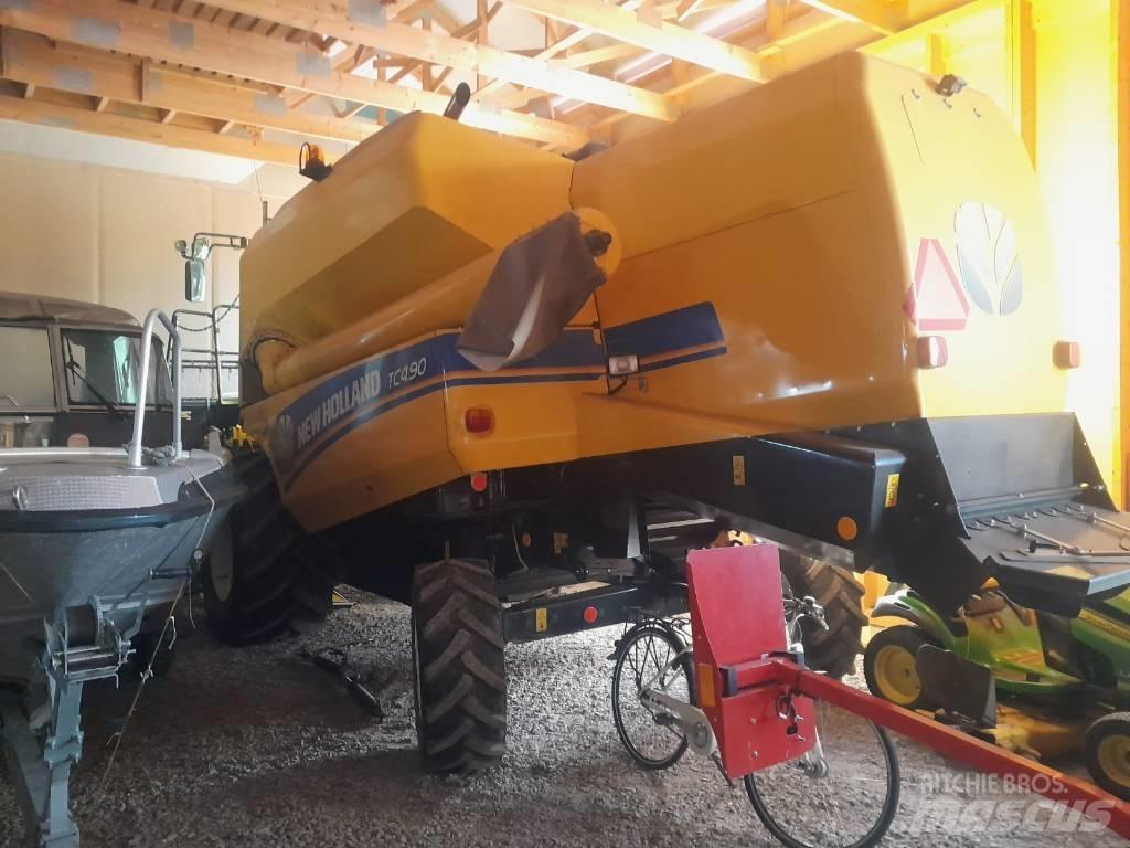 New Holland TC 4.90 Kombajni