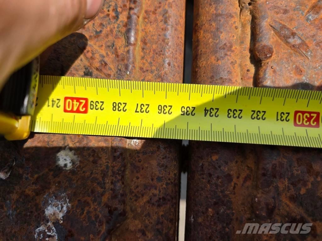  Container 4 m Posebni kontejnerji
