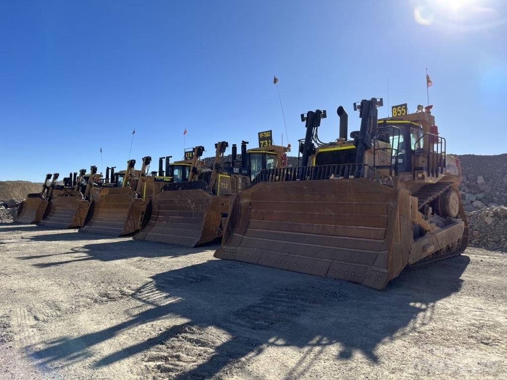 CAT D10T Buldožerji goseničarji