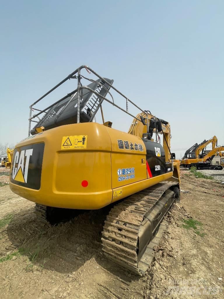 CAT 329D2 Bagri goseničarji