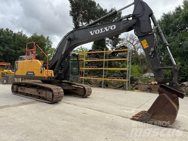 Volvo EC 220 Bagri goseničarji