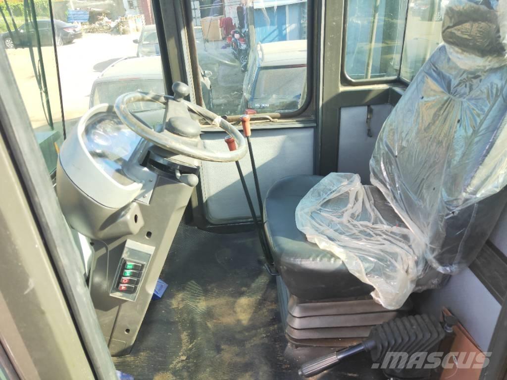 SDLG LG 953 L Kolesni nakladalci